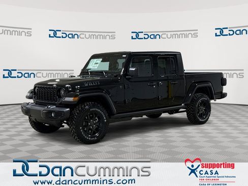 New 2026 Jeep Gladiator Sport AWD/4WD image 1