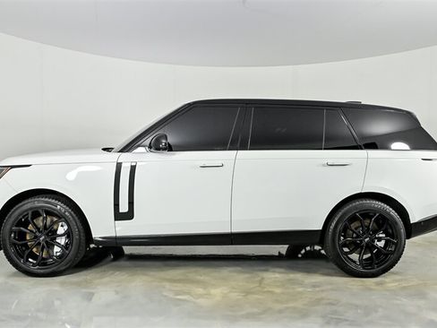 Used 2022 Land Rover Range Rover Long Wheelbase SE AWD/4WD image 7