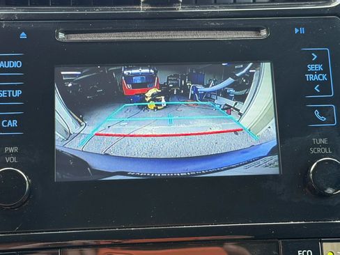 Used 2018 Toyota Prius Two w/ Prius Two Safety Plus Package FWD image 24