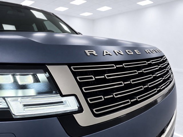 Used 2024 Land Rover Range Rover SE AWD/4WD image 14