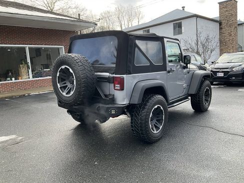 Used 2013 Jeep Wrangler Rubicon w/ PWR Convenience Group image 5