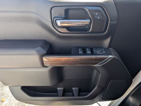 Used 2020 Chevrolet Silverado 1500 LT w/ All-Star Edition image 38