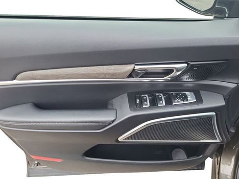 Used 2022 Kia Telluride SX image 10