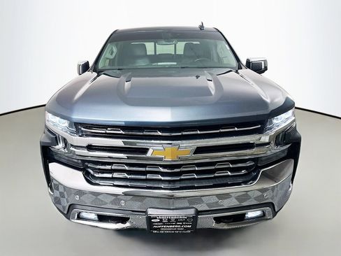 Used 2019 Chevrolet Silverado 1500 LTZ w/ LTZ Plus Package AWD/4WD image 2