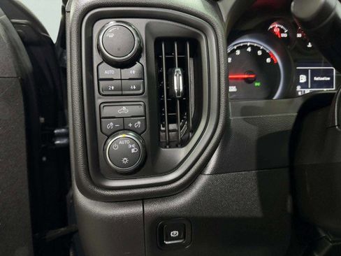 Used 2021 Chevrolet Silverado 1500 Custom Trail Boss w/ LPO, Dark Essentials Package image 31