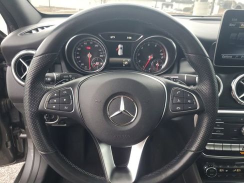 Used 2020 Mercedes-Benz GLA 250 GLA 250 image 16