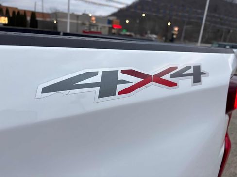 Used 2021 Chevrolet Silverado 1500 Custom image 35