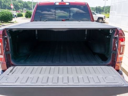 Used 2019 RAM 1500 Limited AWD/4WD image 9