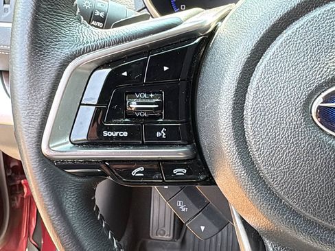 Used 2019 Subaru Outback 2.5i Limited AWD/4WD image 11