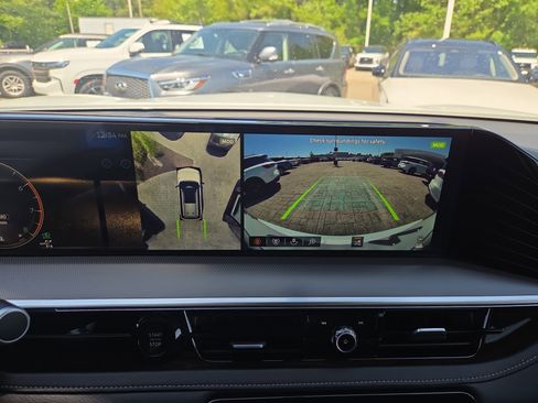 Used 2026 INFINITI QX80 Luxe w/ Cargo Package AWD/4WD image 17