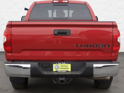 Used 2017 Toyota Tundra SR5 w/ TRD Off Road Package image 7