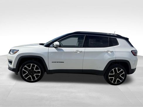Used 2018 Jeep Compass Limited w/ Navigation Group AWD/4WD image 2