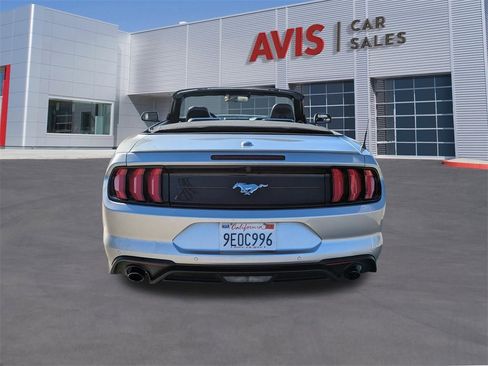 Used 2023 Ford Mustang Premium image 7