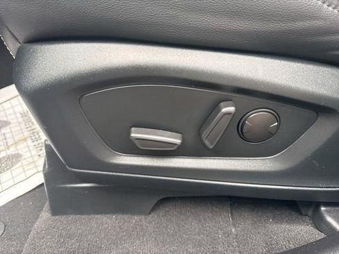 Certified 2023 Ford Explorer ST image 17