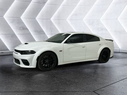 Used 2023 Dodge Charger Scat Pack RWD image 3