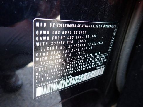 Used 2023 Volkswagen Tiguan SE image 21