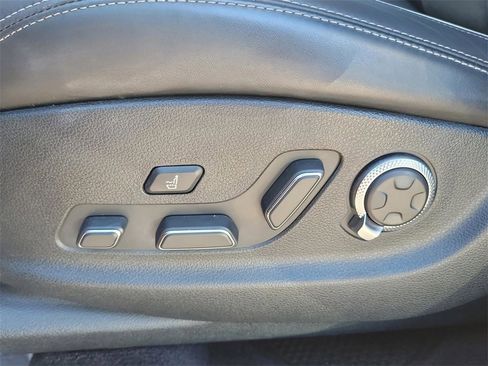 Used 2022 Genesis GV70 3.5T Sport w/ Sport Prestige Package image 21