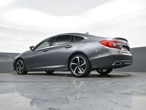 Used 2018 Honda Accord Sport image 32