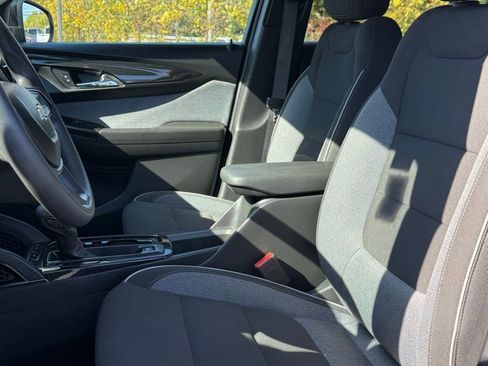 Used 2024 Chevrolet TrailBlazer LT image 7