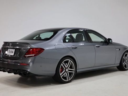 Used 2019 Mercedes-Benz E 63 AMG S image 7