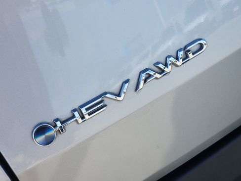 Used 2025 Toyota Grand Highlander AWD Hybrid image 13