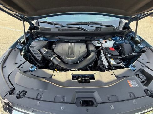 Used 2025 Chevrolet Traverse LT image 20