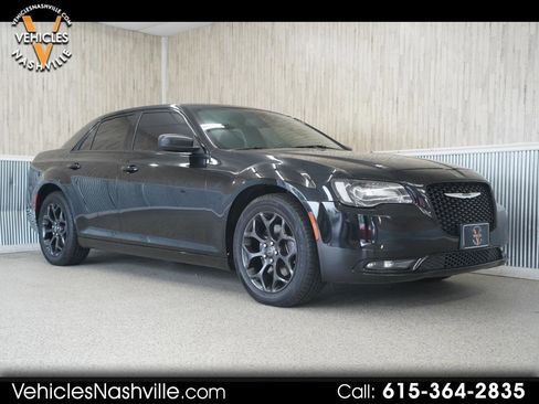 Used 2019 Chrysler 300 S AWD/4WD image 1