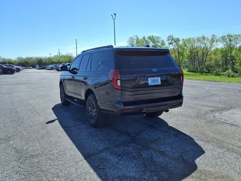 Used 2025 Ford Expedition Tremor AWD/4WD image 26