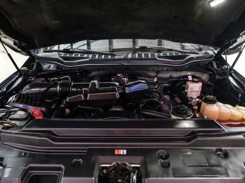 Used 2017 Ford F250 Lariat RWD image 8