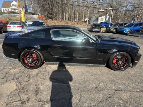 Used 2012 Ford Mustang GT image 4