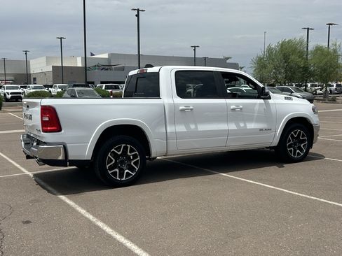 Used 2025 RAM 1500 Laramie AWD/4WD image 5