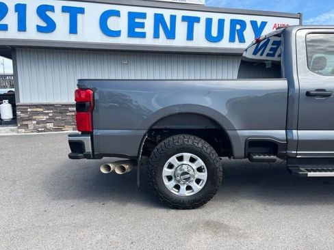 Used 2023 Ford F350 XLT w/ 360-Degree Camera Package AWD/4WD image 14