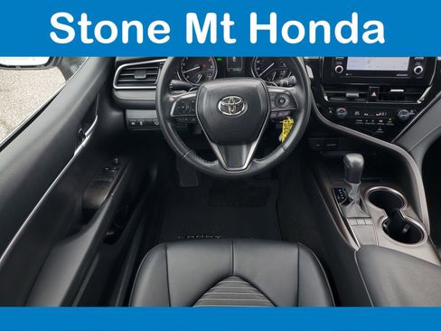 Used 2024 Toyota Camry SE FWD image 14