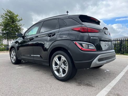 Used 2023 Hyundai Kona SEL w/ Cargo Package FWD image 5