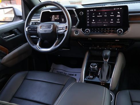 Used 2023 GMC Canyon Denali image 15