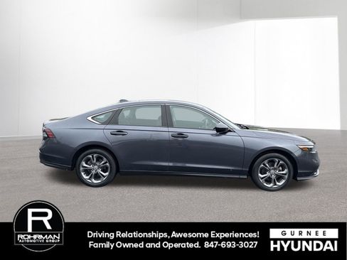 Used 2023 Honda Accord EX image 10