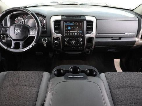 Used 2017 RAM 1500 Big Horn RWD image 2