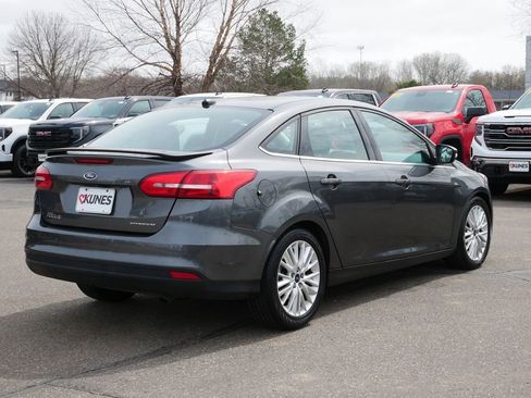 Used 2017 Ford Focus Titanium FWD image 10
