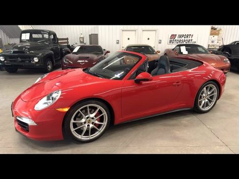 Used 2014 Porsche 911 Carrera 4S AWD/4WD image 2