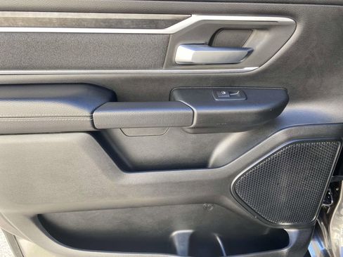 Used 2020 RAM 1500 Big Horn AWD/4WD image 14