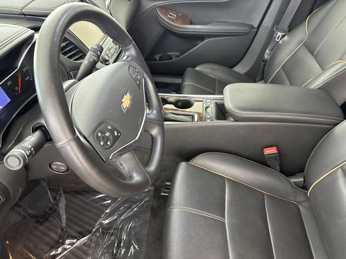 Used 2015 Chevrolet Impala LTZ FWD image 22