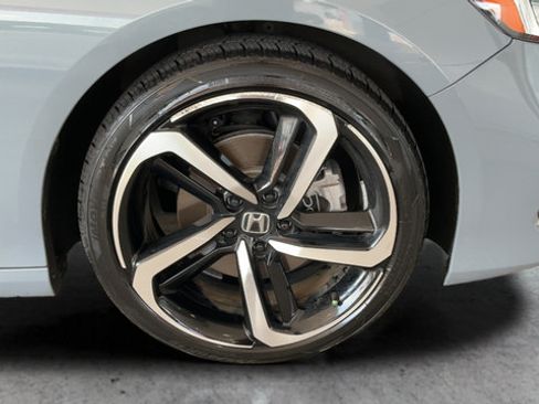 Used 2022 Honda Accord Sport image 26
