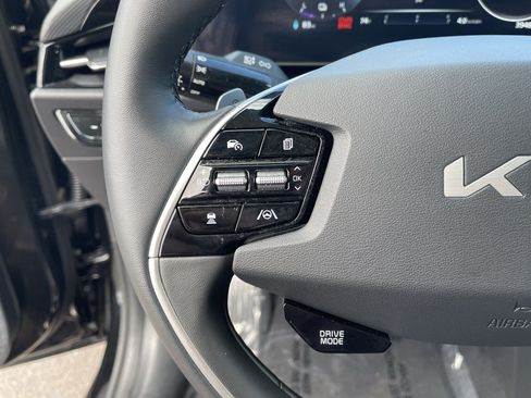 Used 2023 Kia Niro Wind w/ Wind Preserve Package FWD image 22