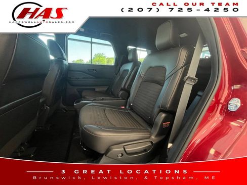 Used 2023 Nissan Pathfinder Rock Creek AWD/4WD image 12