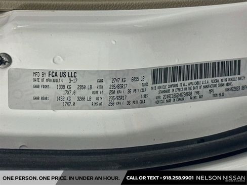 Used 2017 Chrysler Pacifica Touring-L FWD image 33