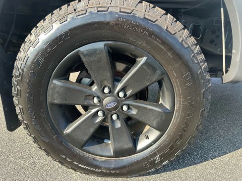 Used 2014 Ford F150 FX4 w/ Equipment Group 402A Luxury image 42