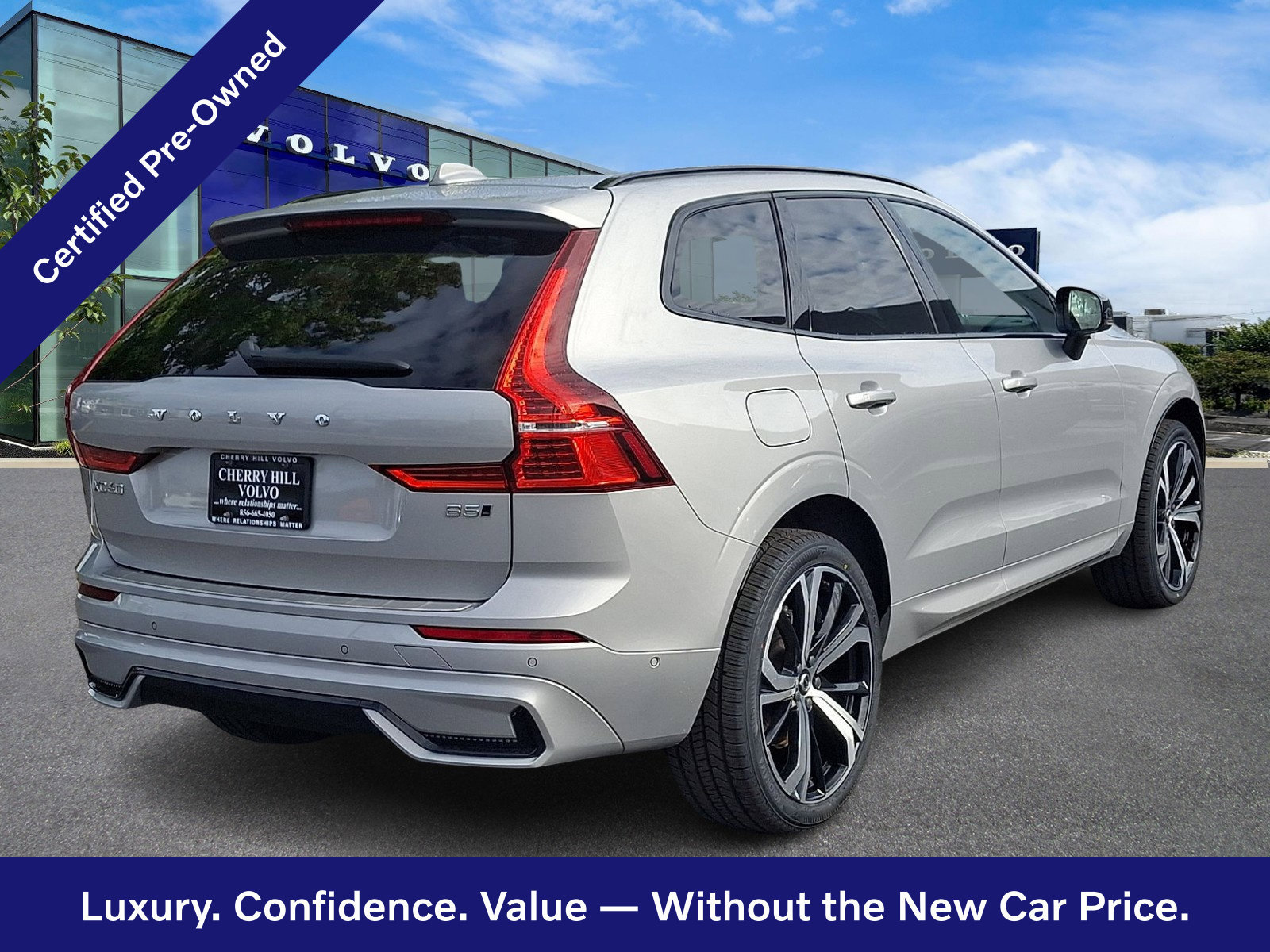 Certified 2023 Volvo XC60 B5 Ultimate w/ Climate Package AWD/4WD image 7