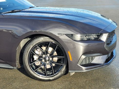 Used 2024 Ford Mustang Premium image 3