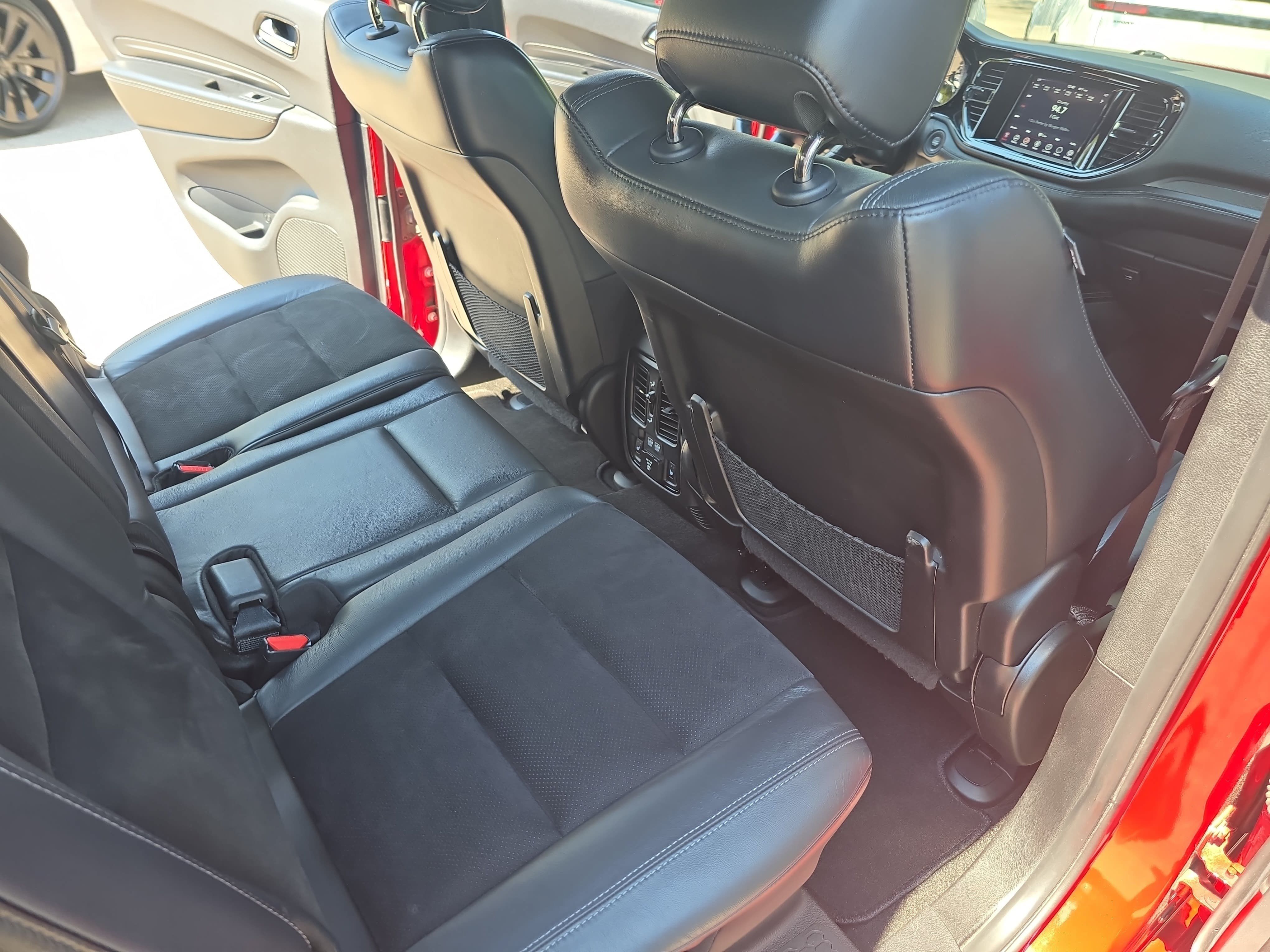 Used 2022 Dodge Durango GT RWD image 11
