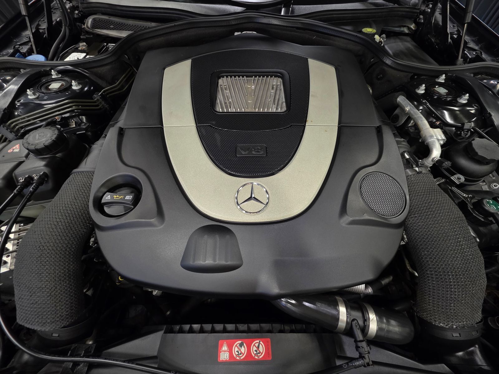 Used 2011 Mercedes-Benz SL 550 image 36